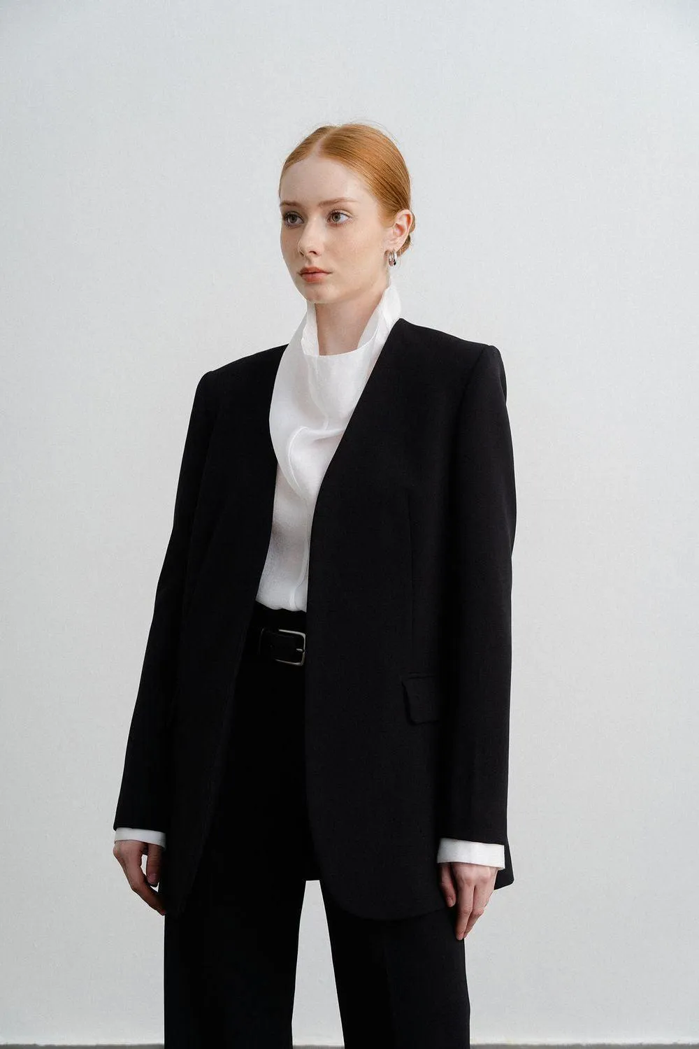 Avery Straight Long Sleeved Polycotton Blazer