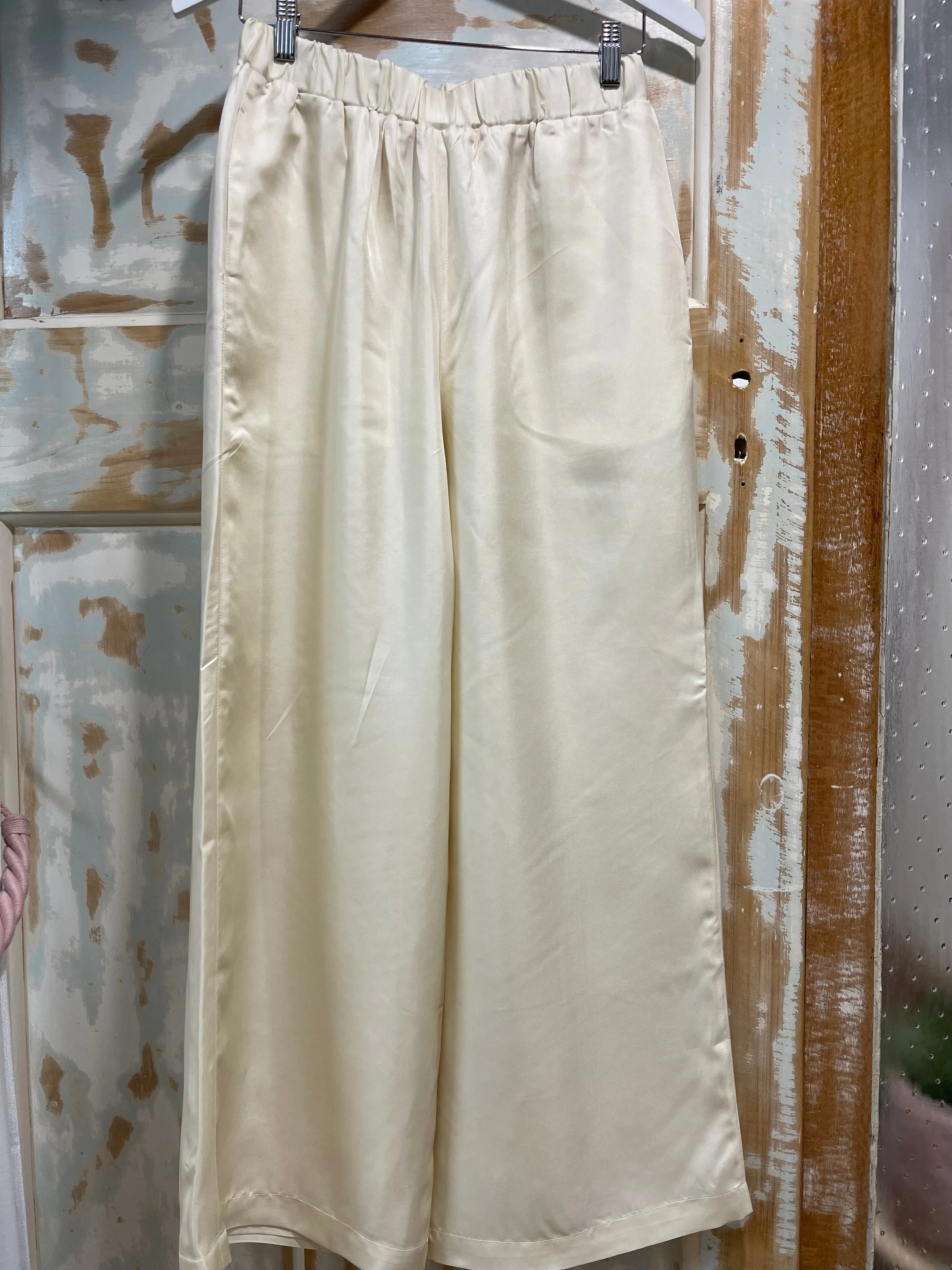 Brulee Pants in Cream