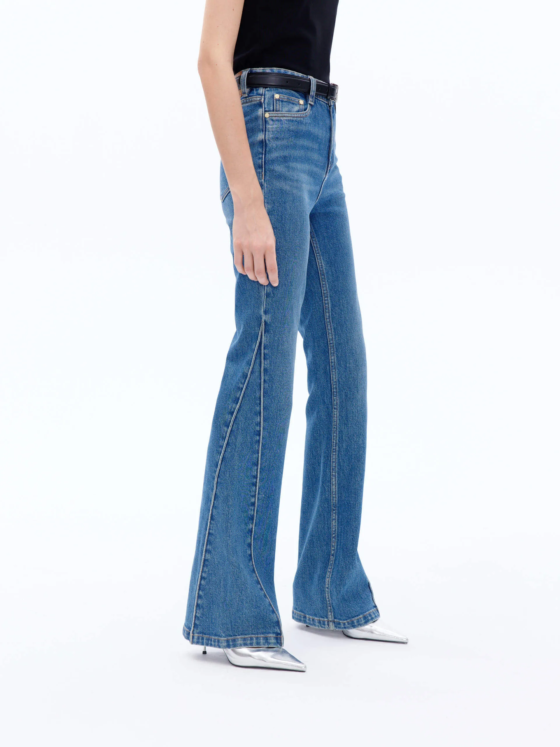 Mid Waist Flared Jeans