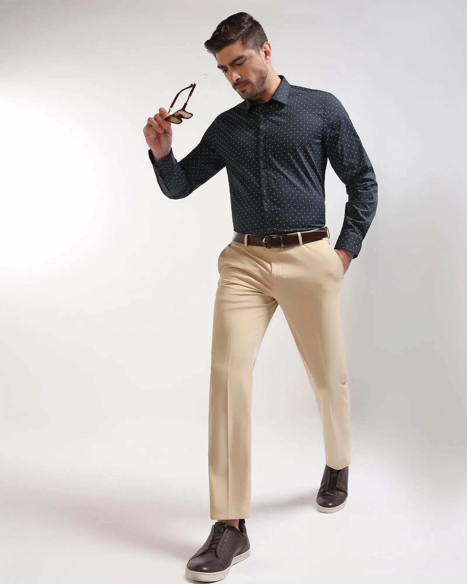 Techpro Slim Comfort B-95 Formal Beige Solid Trouser - Agusta