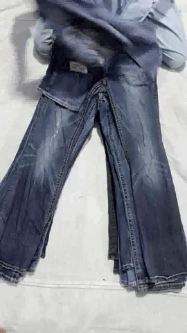 Y2K woman flared jeans